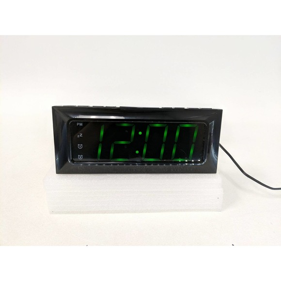 Best Buy essentials™ - BE-CLOPP3 Digital AM / FM Dual Alarm Clock - Black - Picture 1 of 3